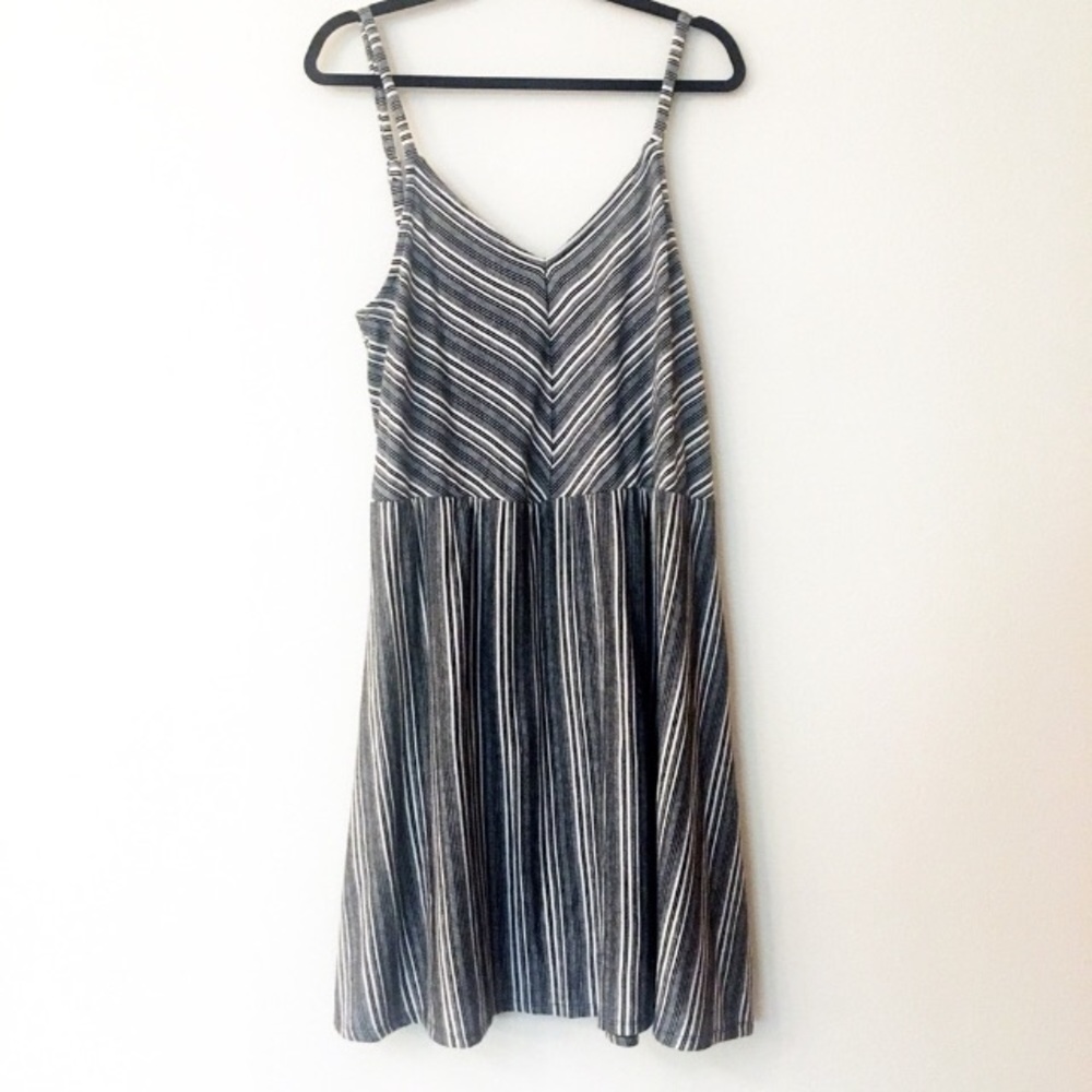 Universal Threads Plus Size Sundress